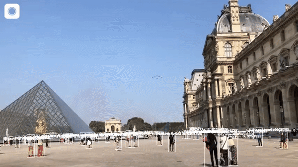 Vloggi machine learning image recognition tracks the Patrouille de France flying over the Louvre